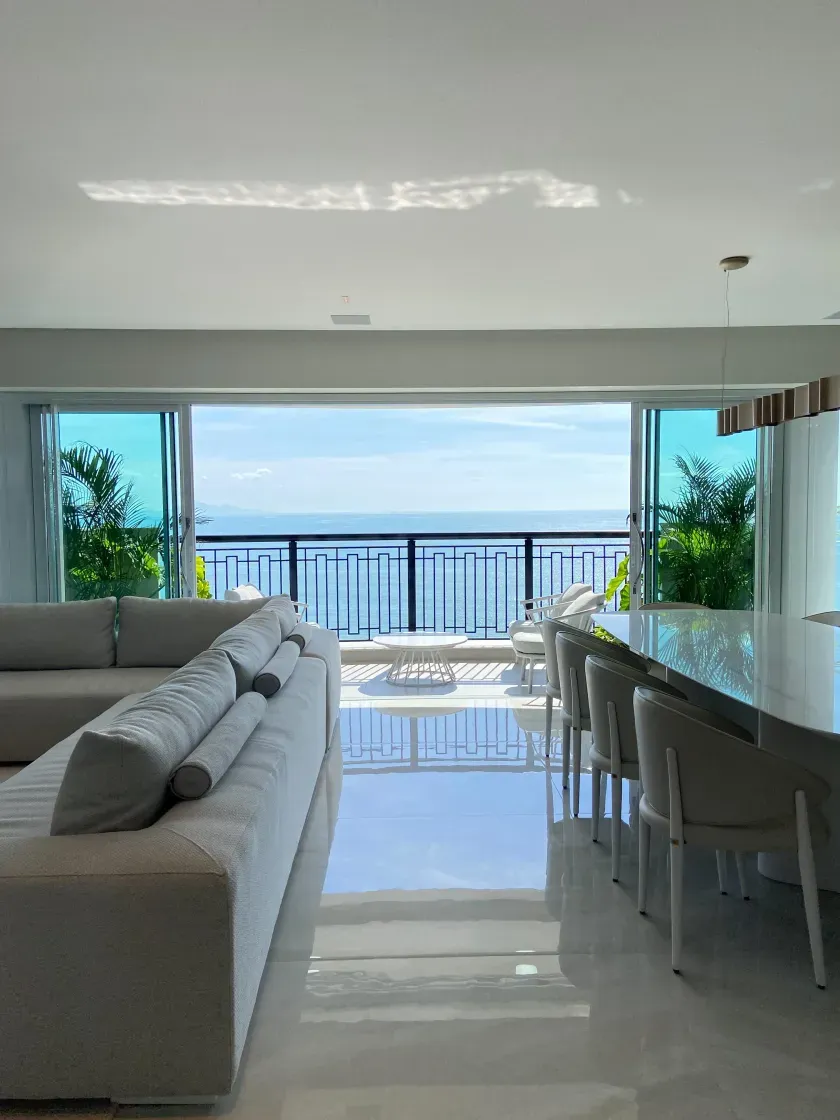 Apartamento frente mar mobiliado com 5 suítes e 4 vagas na Barra Sul em Balneário Camboriú — foto 12