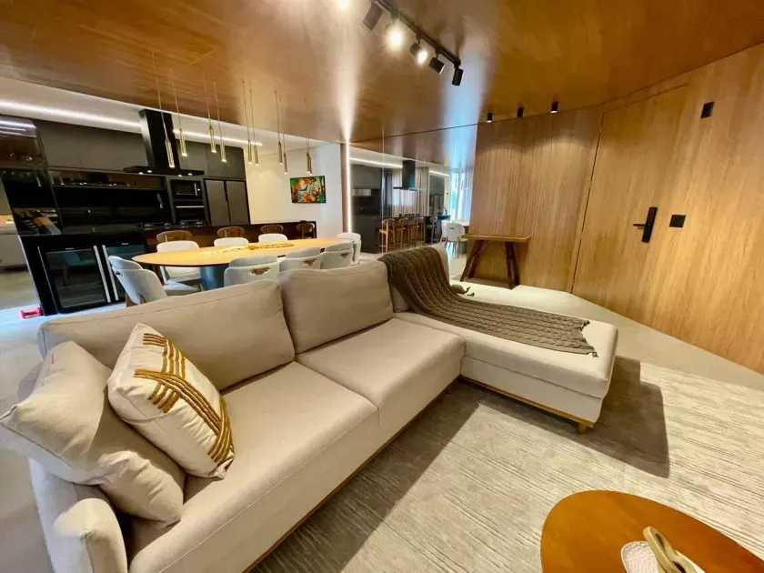 Apartamento com 3 suítes e 3 vagas de garagem na Praia Brava Itajaí — foto 13