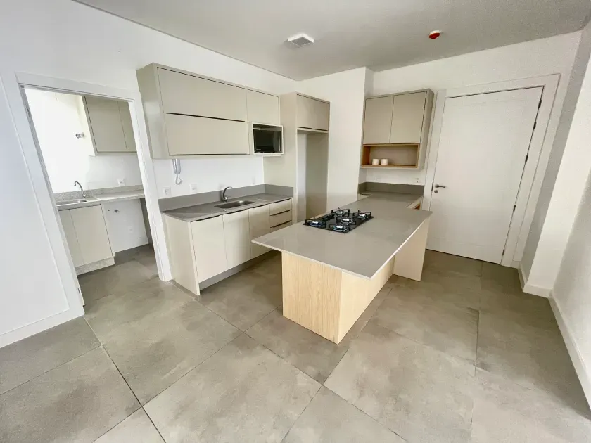 Apartamento com 3 Suítes sendo 1 master e 2 vagas de garagem no Centro – Balneário Camboriú/SC — foto 14
