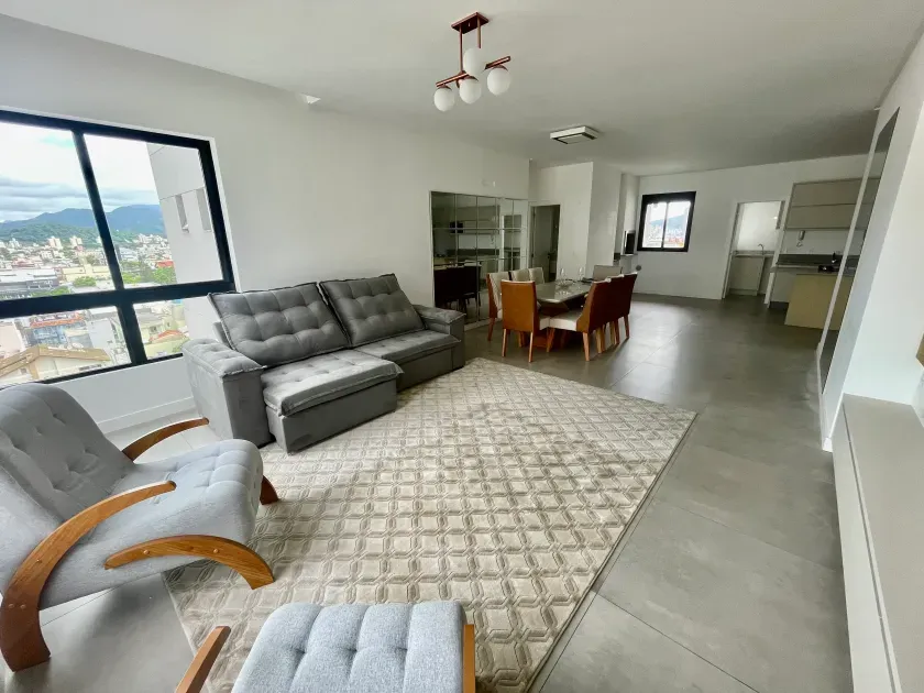 Apartamento com 3 Suítes sendo 1 master e 2 vagas de garagem no Centro – Balneário Camboriú/SC — foto 2