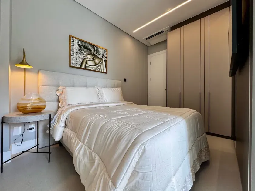 Apartamento com 4 suítes e 3 vagas de garagem na Praia Brava - Itajaí — foto 7