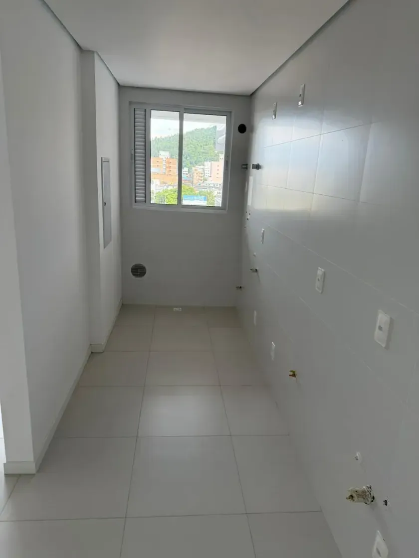 Apartamento com 2 dormitórios sendo 1 suíte e 1 vaga de garagem em Balneário Camboriú — foto 6