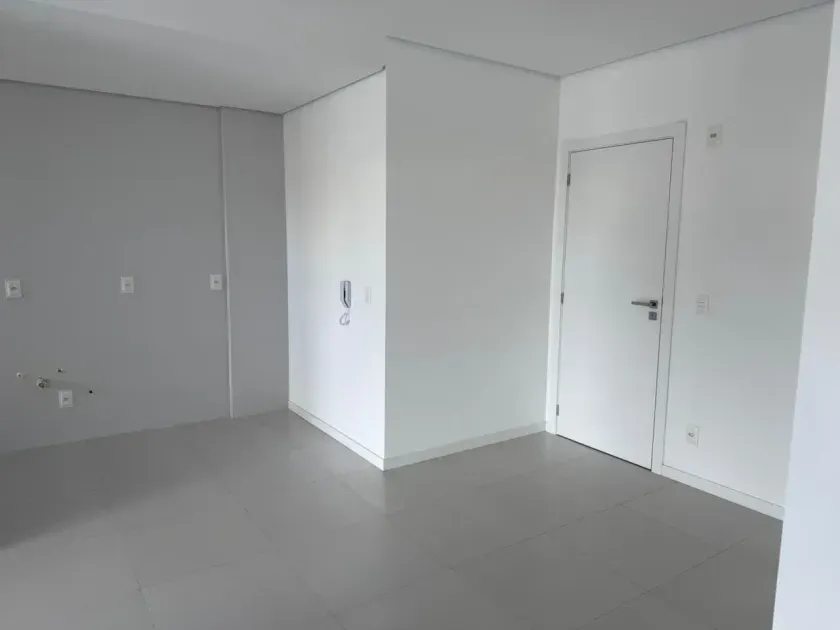 Apartamento com 2 dormitórios sendo 1 suíte e 1 vaga de garagem em Balneário Camboriú — foto 11