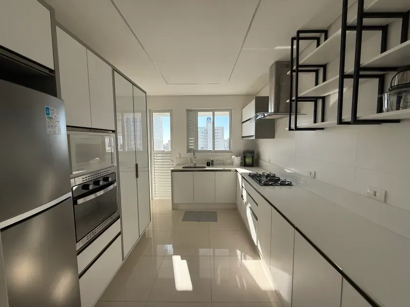 Apartamento 3 suítes e 3 vagas de garagem no Centro de Balneário Camboriú/SC — foto 37