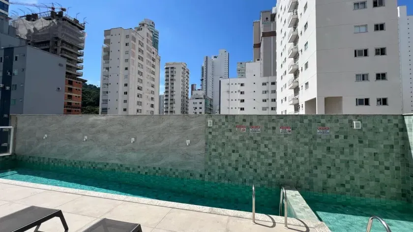 Apartamento com 3 suítes e 2 vagas de garagem Bairro Pioneiros em Balneário Camboriú/SC — foto 19