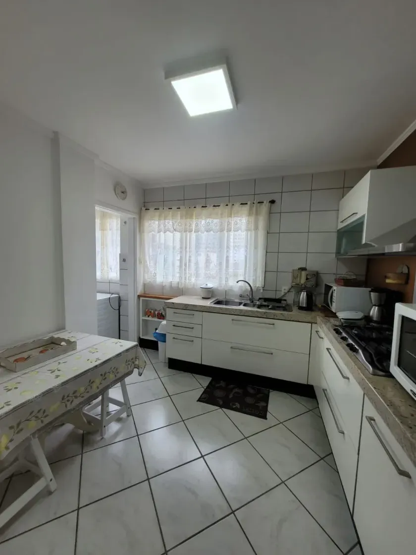 Apartamento quadra mar mobiliado com 2 dormitórios sendo 1 suíte e 1 vaga em Balneário Camboriú — foto 6