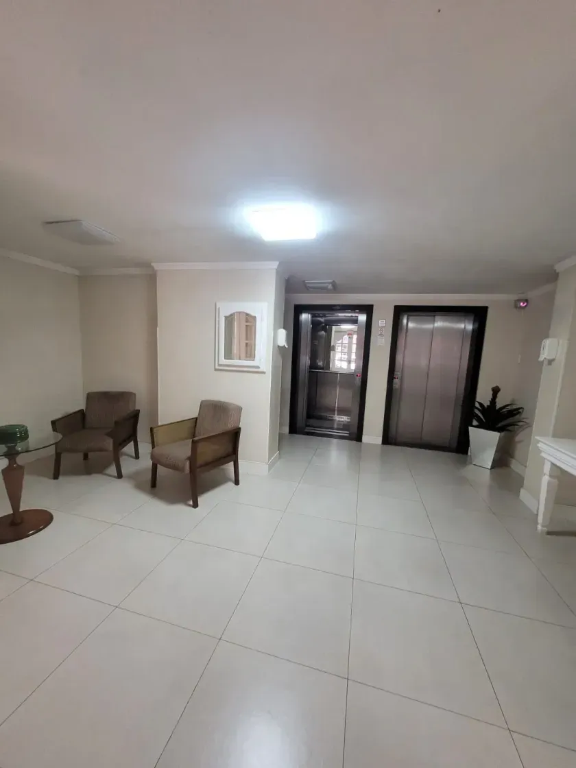 Apartamento quadra mar mobiliado com 2 dormitórios sendo 1 suíte e 1 vaga em Balneário Camboriú — foto 11