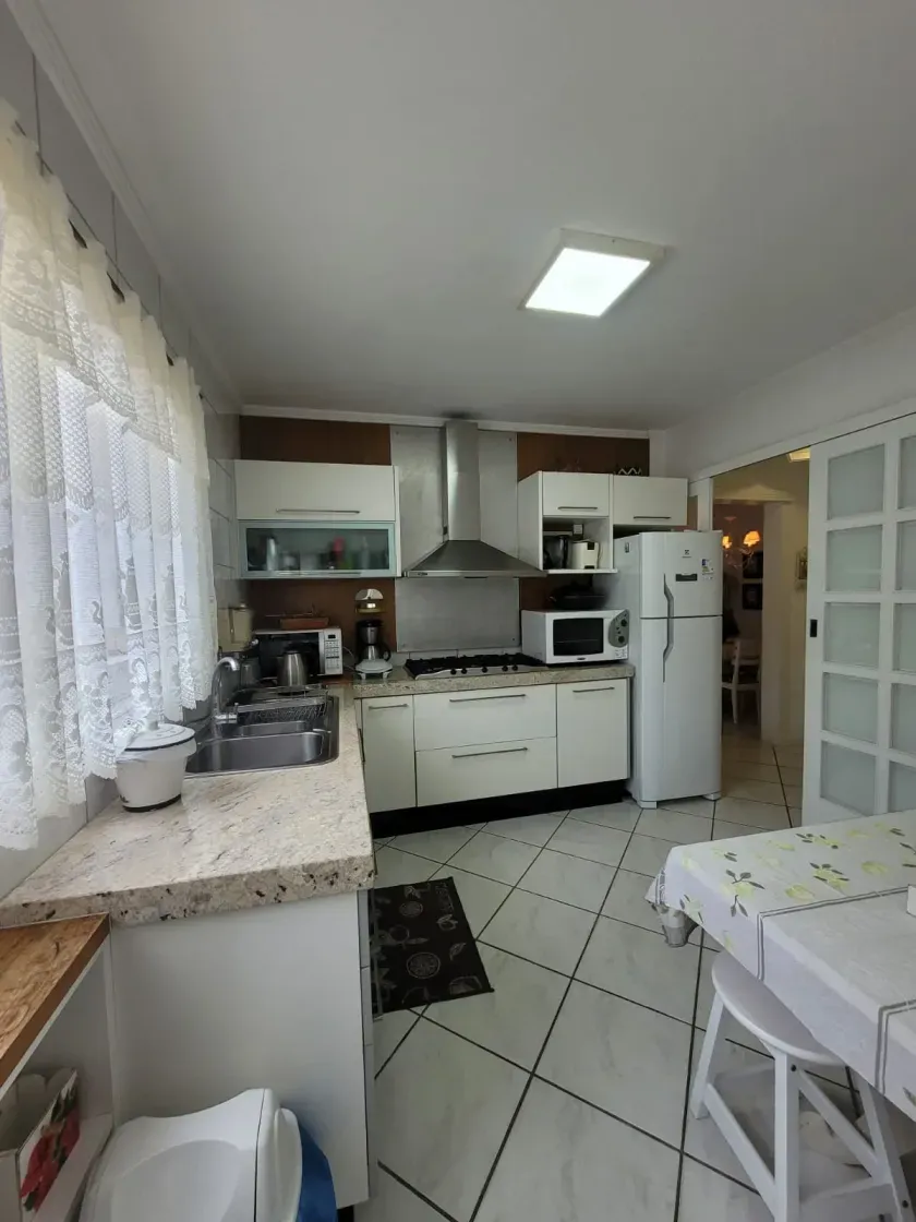 Apartamento quadra mar mobiliado com 2 dormitórios sendo 1 suíte e 1 vaga em Balneário Camboriú — foto 5