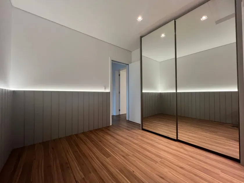 Apartamento com 3 suítes e 2 vagas de garagem na Praia Brava - Itajaí — foto 12