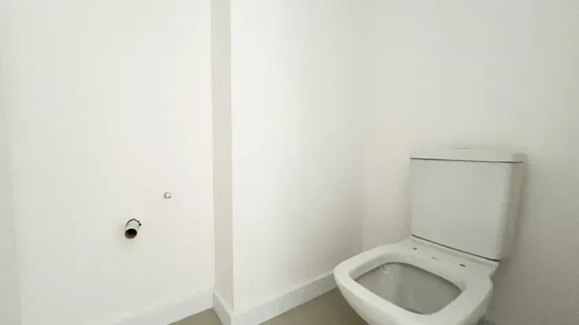 Apartamento com 3 dormitórios sendo 1 suíte e 2 vagas de garagem no Centro de Balneário Camboriú — foto 7