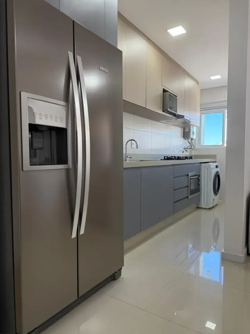 Apartamento mobiliado com 2 dormitórios sendo 1 suíte e 1 vaga de garagem em Balneário Camboriú — foto 5