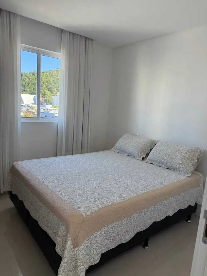Apartamento mobiliado com 2 dormitórios sendo 1 suíte e 1 vaga de garagem em Balneário Camboriú — foto 10