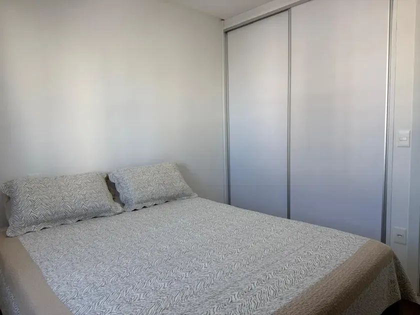 Apartamento mobiliado com 2 dormitórios sendo 1 suíte e 1 vaga de garagem em Balneário Camboriú — foto 8