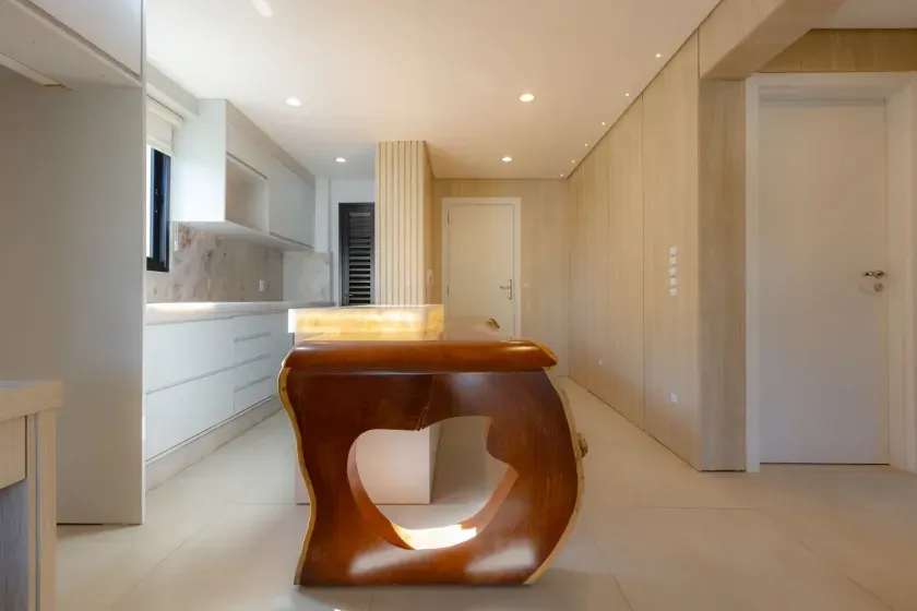 Apartamento com 2 dormitórios sendo 1 suíte e 1 vaga de garagem - Praia Brava - Itajaí — foto 3
