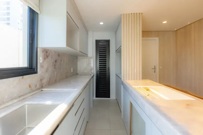 Apartamento com 2 dormitórios sendo 1 suíte e 1 vaga de garagem - Praia Brava - Itajaí — foto 10