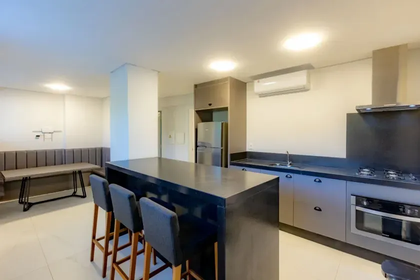 Apartamento com 2 dormitórios sendo 1 suíte e 1 vaga de garagem - Praia Brava - Itajaí — foto 21