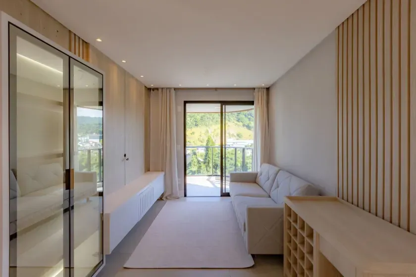 Apartamento com 2 dormitórios sendo 1 suíte e 1 vaga de garagem - Praia Brava - Itajaí — foto 2