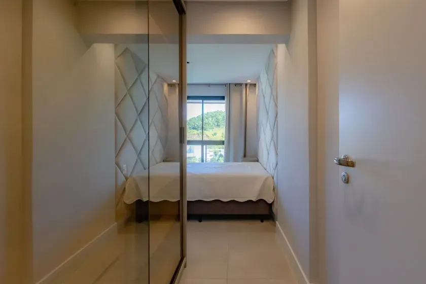 Apartamento com 2 dormitórios sendo 1 suíte e 1 vaga de garagem - Praia Brava - Itajaí — foto 20