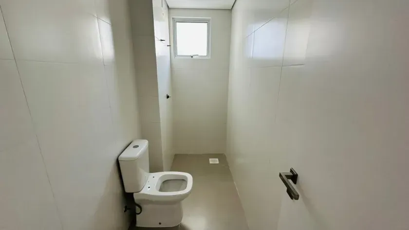 Apartamento com 2 dormitórios sendo 1 suíte na Praia Brava de Itajaí/SC — foto 2