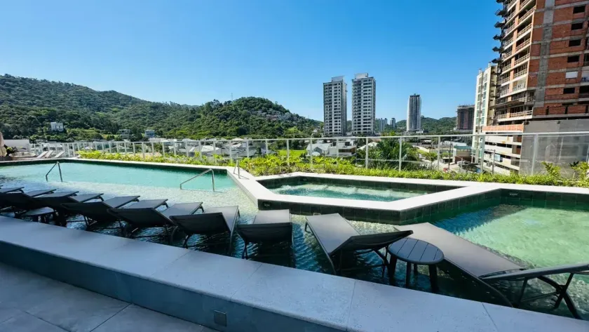 Apartamento com 2 dormitórios sendo 1 suíte na Praia Brava de Itajaí/SC — foto 23