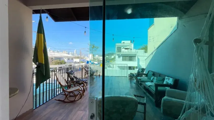 Sobrado com 2 dormitórios e 1 vaga de garagem com terraço e churrasqueira em Balneário Camboriú — foto 15