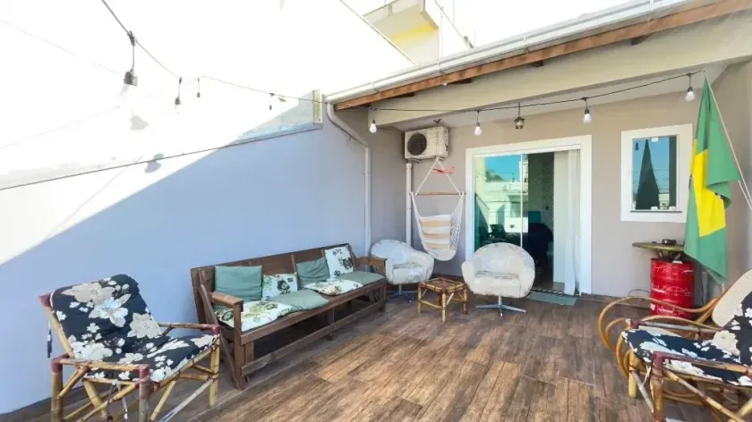 Sobrado com 2 dormitórios e 1 vaga de garagem com terraço e churrasqueira em Balneário Camboriú — foto 18