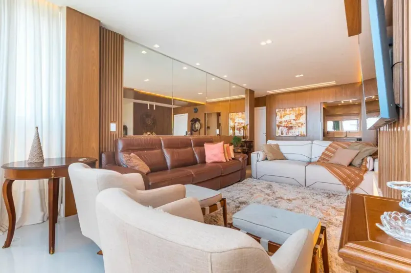 Apartamento com 4 suítes e 4 vagas de garagem no bairro Pioneiros - Balneário Camboriú — foto 2