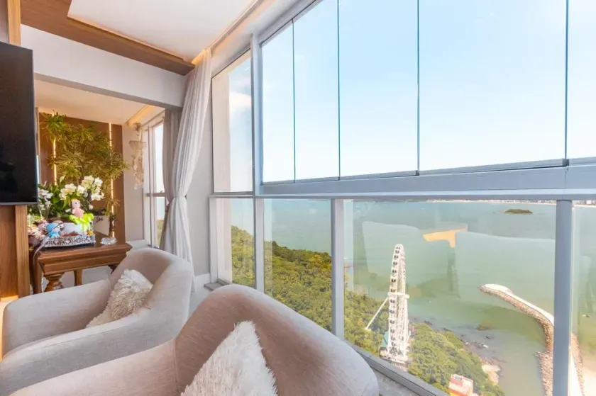 Apartamento com 4 suítes e 4 vagas de garagem no bairro Pioneiros - Balneário Camboriú — foto 7