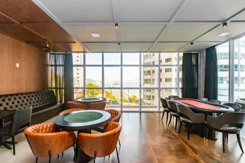 Apartamento com 4 suítes e 4 vagas de garagem no bairro Pioneiros - Balneário Camboriú — foto 30