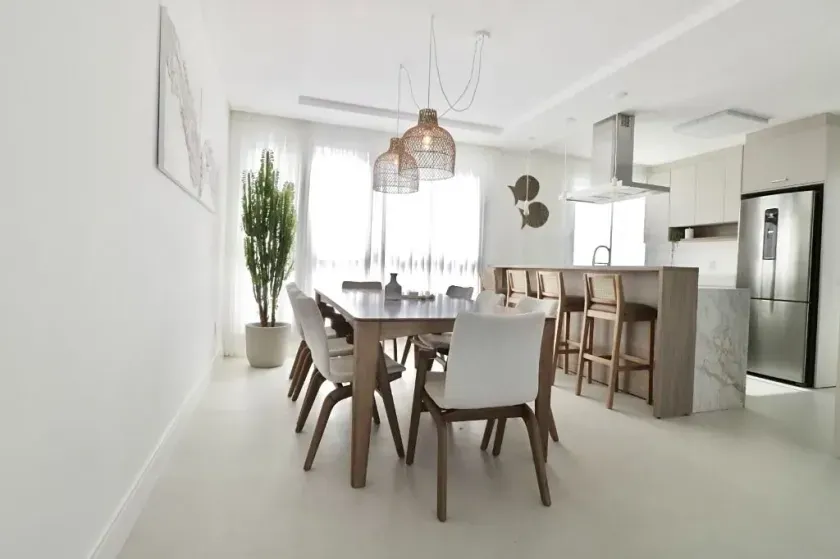 Apartamento com 4 suítes e 3 vagas de garagem no Centro de Balneário Camboriú/SC — foto 4
