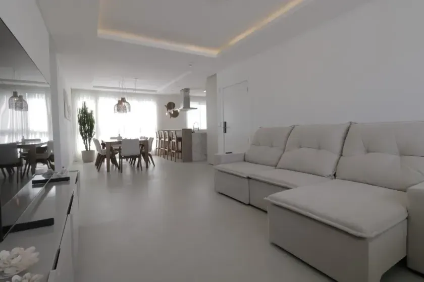 Apartamento com 4 suítes e 3 vagas de garagem no Centro de Balneário Camboriú/SC — foto 6