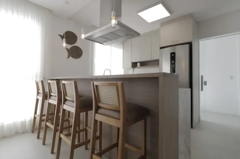 Apartamento com 4 suítes e 3 vagas de garagem no Centro de Balneário Camboriú/SC — foto 11