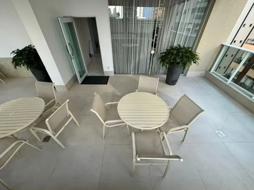 Apartamento com 4 suítes e 3 vagas de garagem no Centro de Balneário Camboriú/SC — foto 29