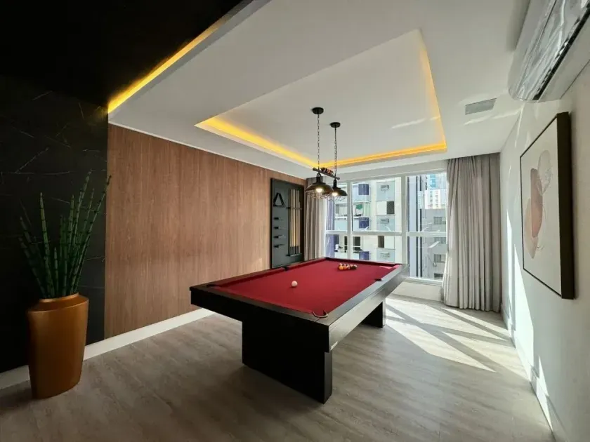 Apartamento com 4 suítes e 3 vagas de garagem no Centro de Balneário Camboriú/SC — foto 36
