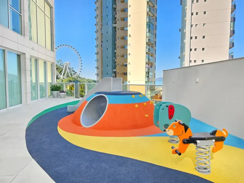 Apartamento com 4 suítes e 3 vagas de garagem no bairro Pioneiros em Balneário Camboriú/SC — foto 14