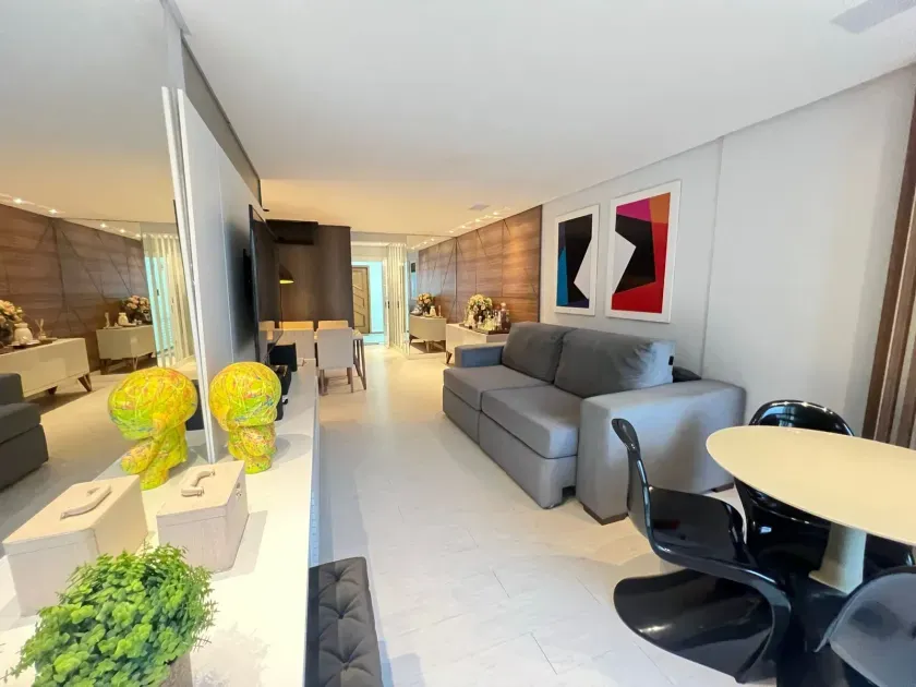 Apartamento decorado com 3 dormitórios sendo 1 suíte e 1 vaga em  Balneário Camboriú