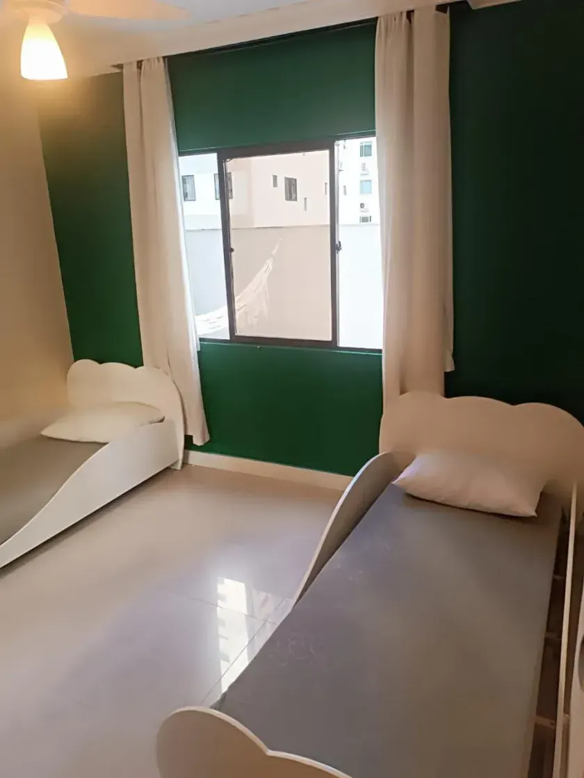 Apartamento com 3 dormitórios sendo 1 suíte e 1 vaga de garagem no centro de Balneário Camboriú — foto 11