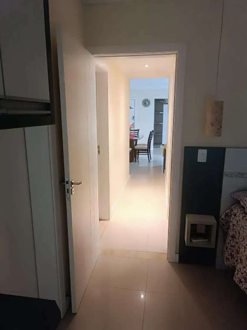 Apartamento com 3 dormitórios sendo 1 suíte e 1 vaga de garagem no centro de Balneário Camboriú — foto 15