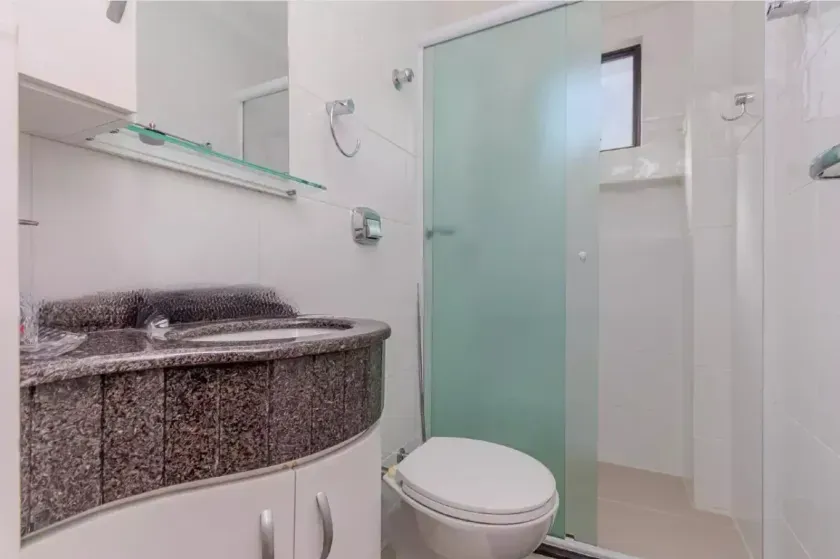 Apartamento completamente mobiliado com 2 quarto e 1 vaga de garagem no Centro Balneário Camboriú — foto 15