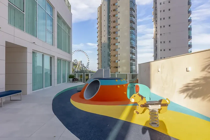 Apartamento vista mar e andar alto! Com 4 suítes e 3 vagas no Bairro Pioneiros em Balneário Camboriú — foto 34