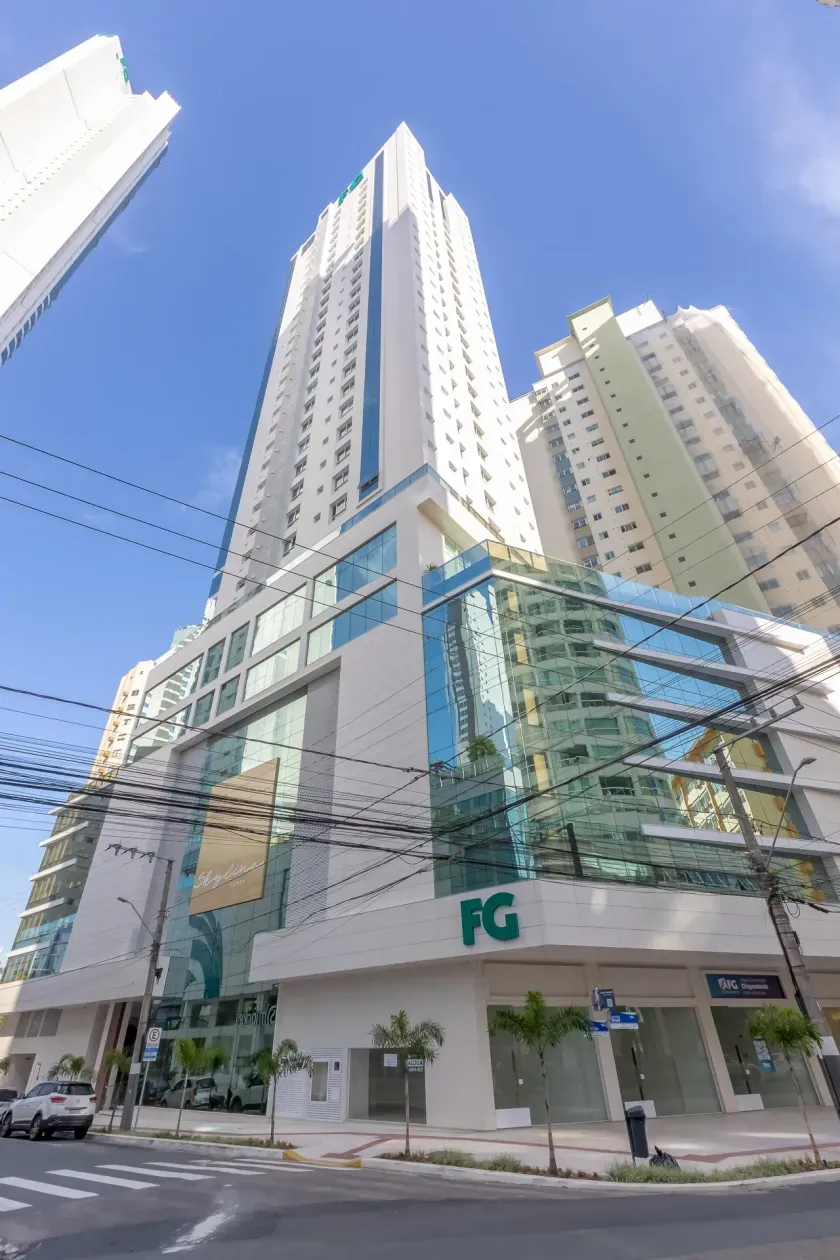 Apartamento vista mar e andar alto! Com 4 suítes e 3 vagas no Bairro Pioneiros em Balneário Camboriú — foto 28