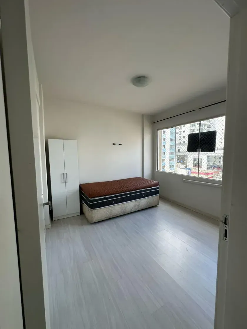 Apartamento com 3 dormitórios a 50m do calçadão e 100m do Mar – Balneário Camboriú/SC — foto 8