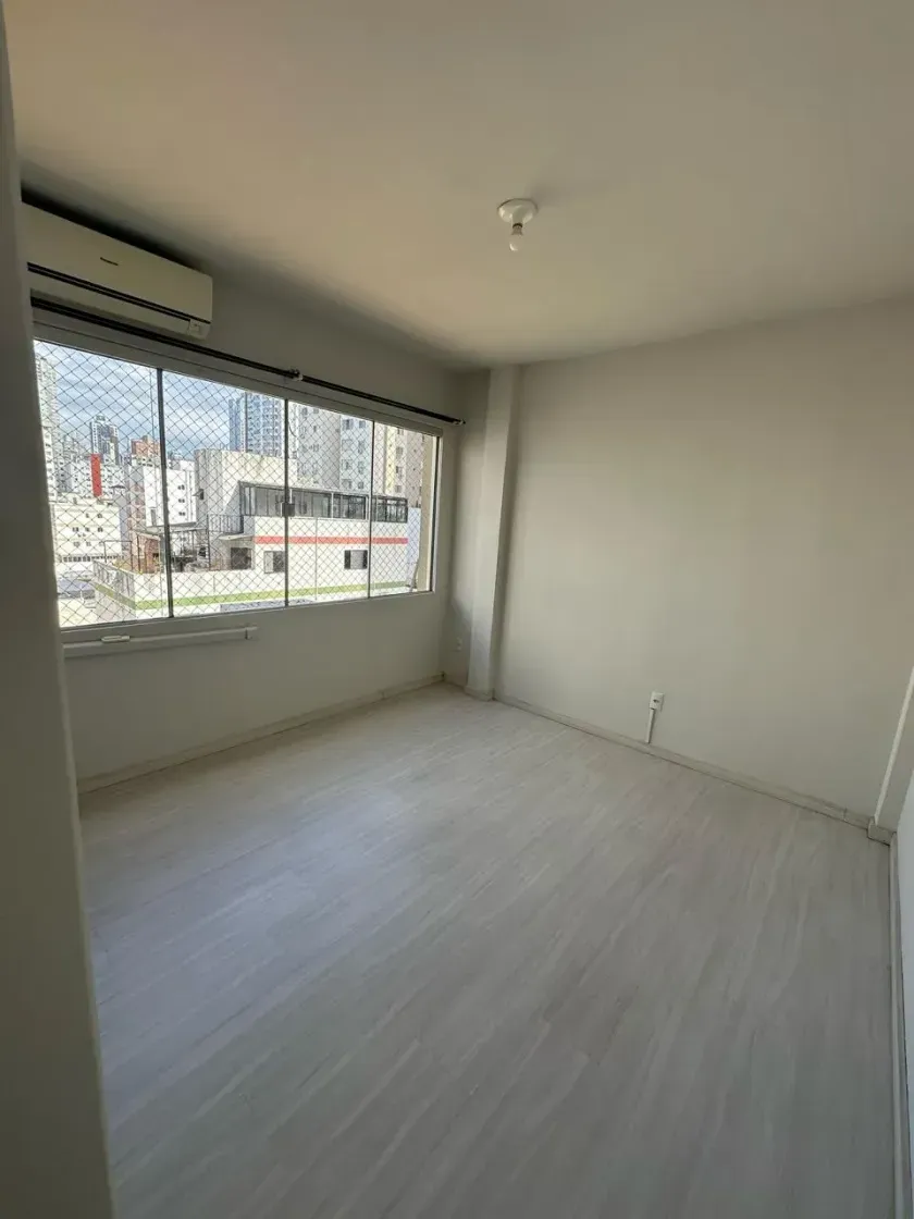 Apartamento com 3 dormitórios a 50m do calçadão e 100m do Mar – Balneário Camboriú/SC — foto 9