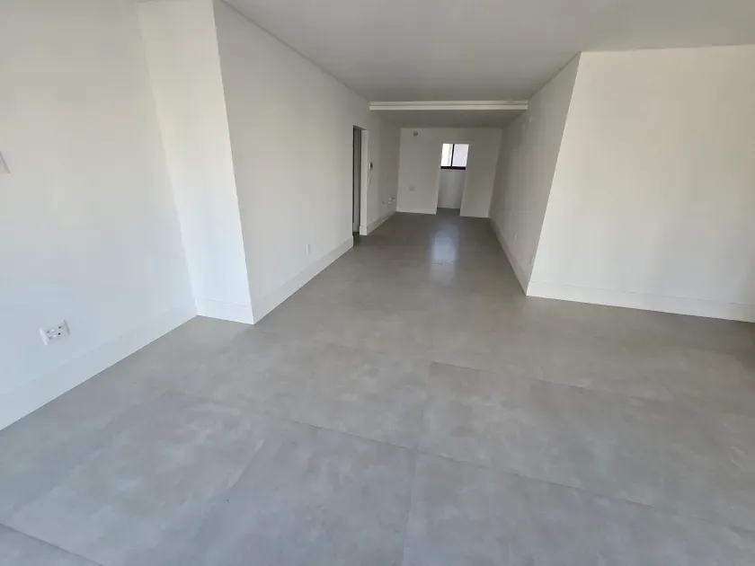 Apartamento novo alto padrão com 4 suítes e 4 vagas de garagem no Centro de Balneário Camboriú. — foto 15