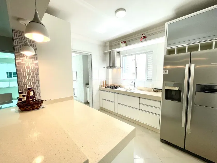 Apartamento com 3 dormitórios sendo 1 suíte e 2 vagas de garagem em Balneário Camboriú/SC — foto 4