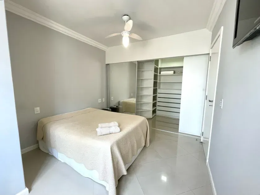 Apartamento com 3 dormitórios sendo 1 suíte e 2 vagas de garagem em Balneário Camboriú/SC — foto 9