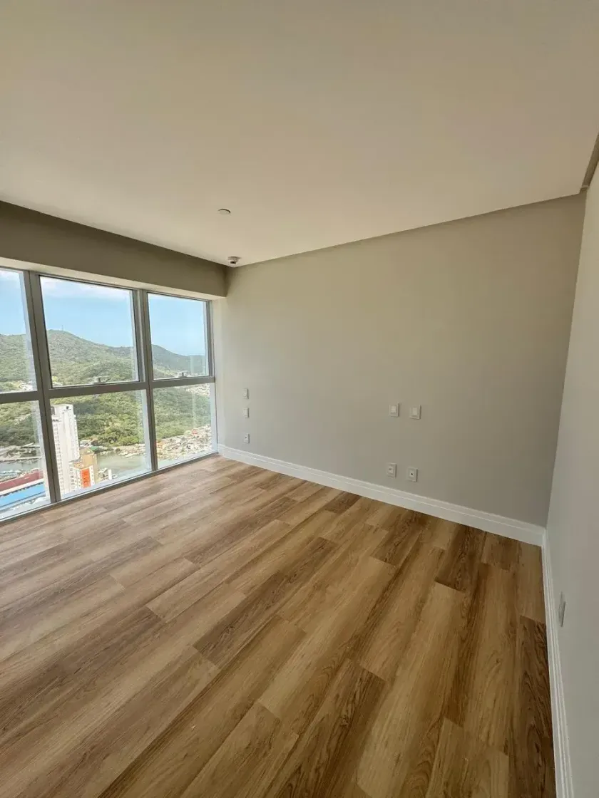 Apartamento frente mar com 4 suítes e 4 vagas na Barra Sul de Balneário Camboriú — foto 10