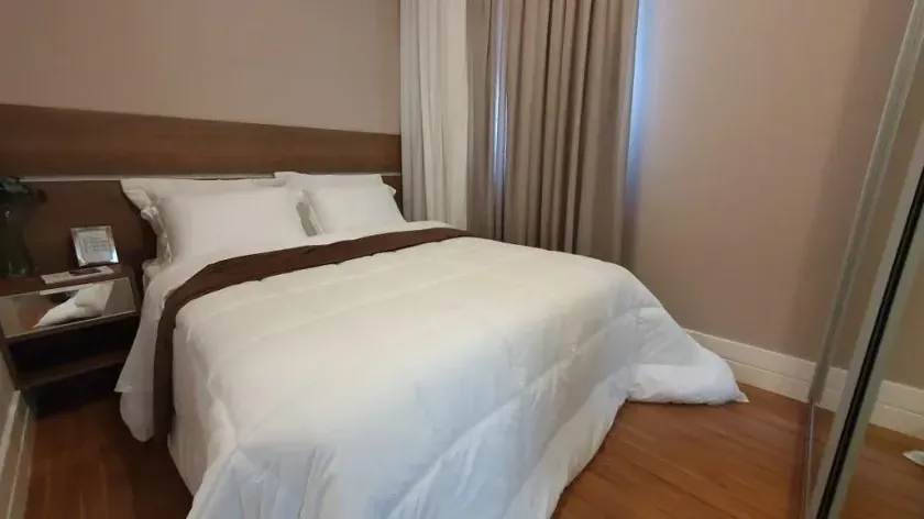 Apartamento finamente mobiliado com 3 suítes e 2 vagas de garagem no Centro  Balneário Camboriú — foto 9