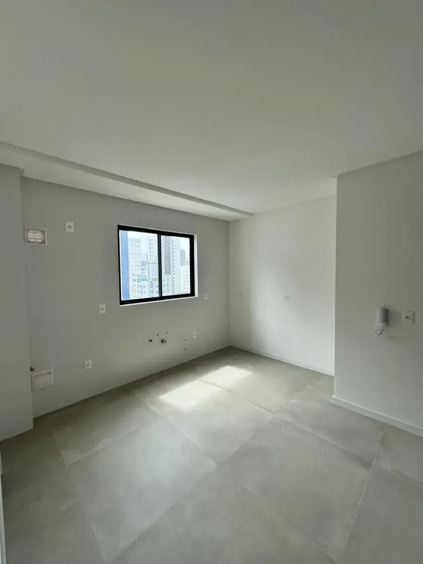 Apartamento no Centro com 4 suítes e 3 vagas de garagem em Balneário Camboriú — foto 9
