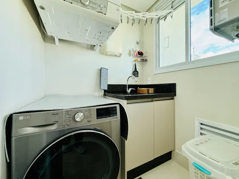 Apartamento mobiliado com 4 dormitórios sendo 2 suítes e 2 vagas de garagem em Balneário Camboriú — foto 19
